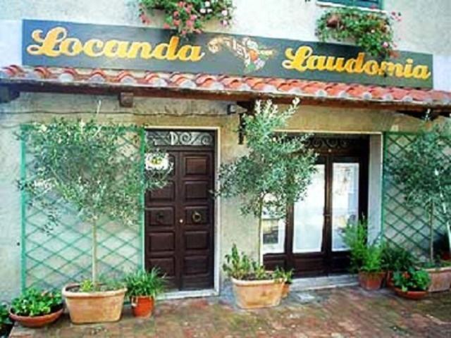 マンチャーノ Locanda Laudomia Bed & Breakfast エクステリア 写真